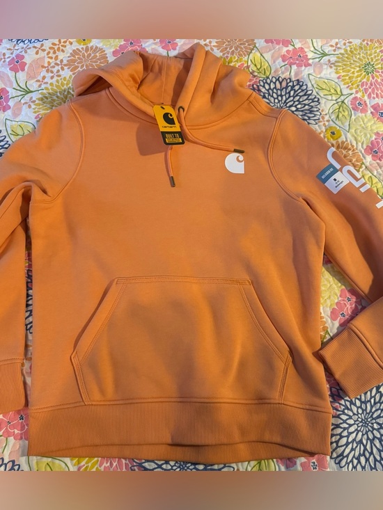 Carhartt Tops - NWT medium WOMENS carhartt sweatshirt